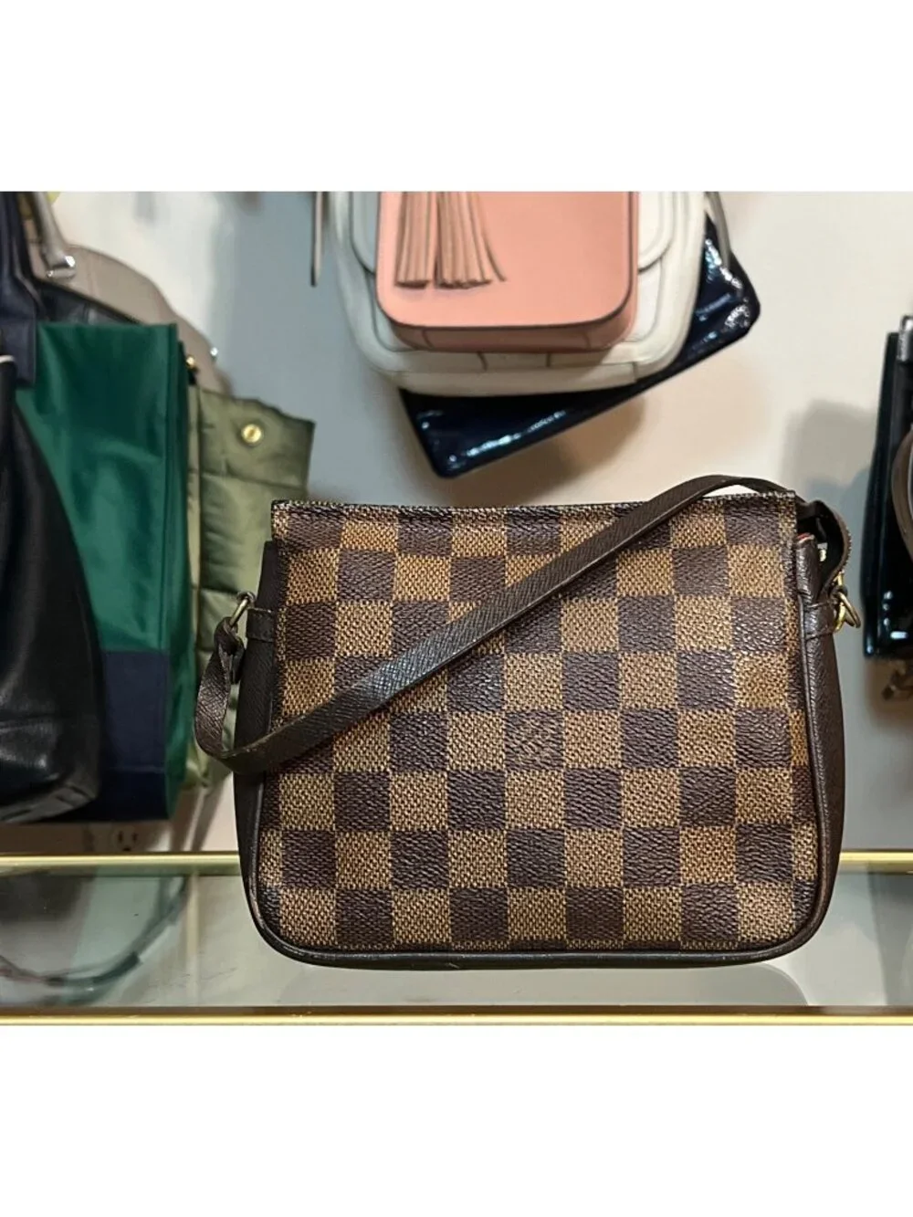 AUTHENTIC LOUIS VUITTON DAMIER POCHETTE HANDBAG